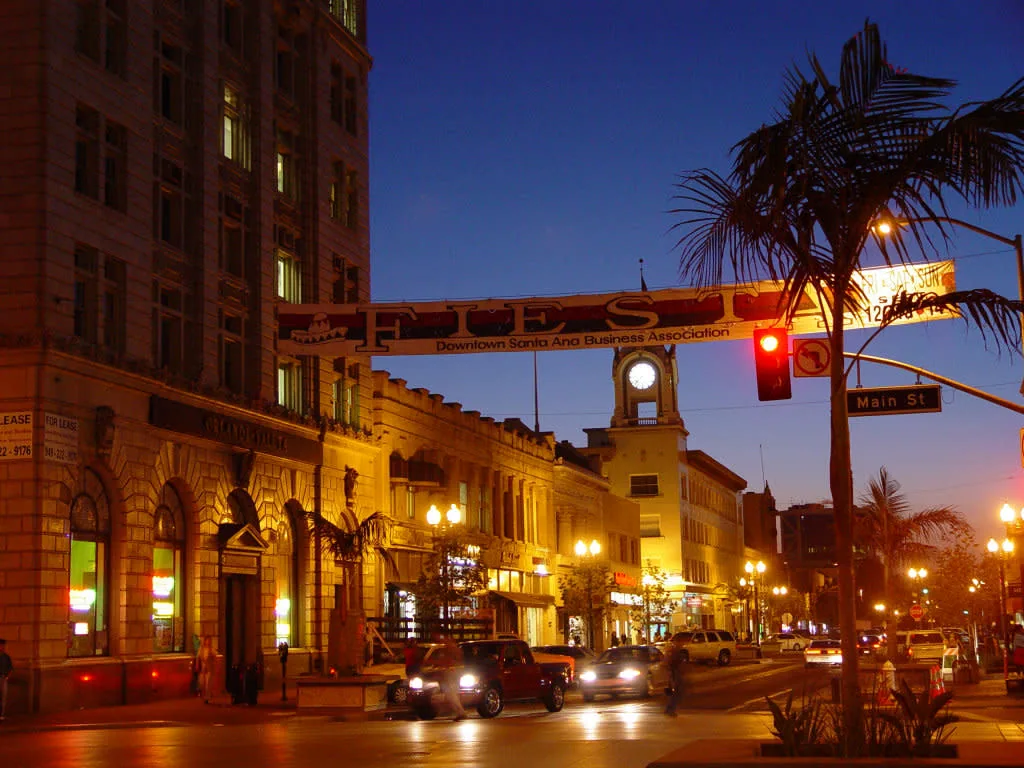 Santa Ana, CA