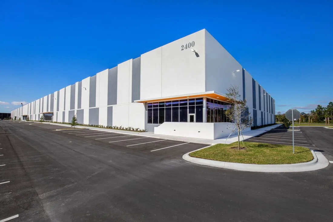 Distribution Center Roofing in Santa Ana, CA